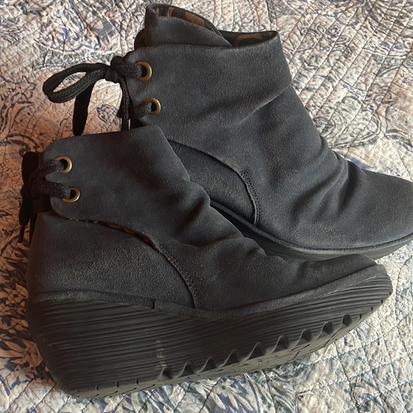 Fly London navy suede wedge heel booties size 40 - Picture 2 of 4